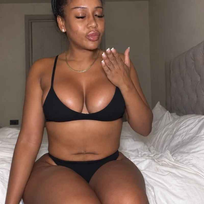 gia-monroexx