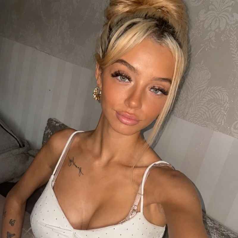 Tiny_Lola26_
