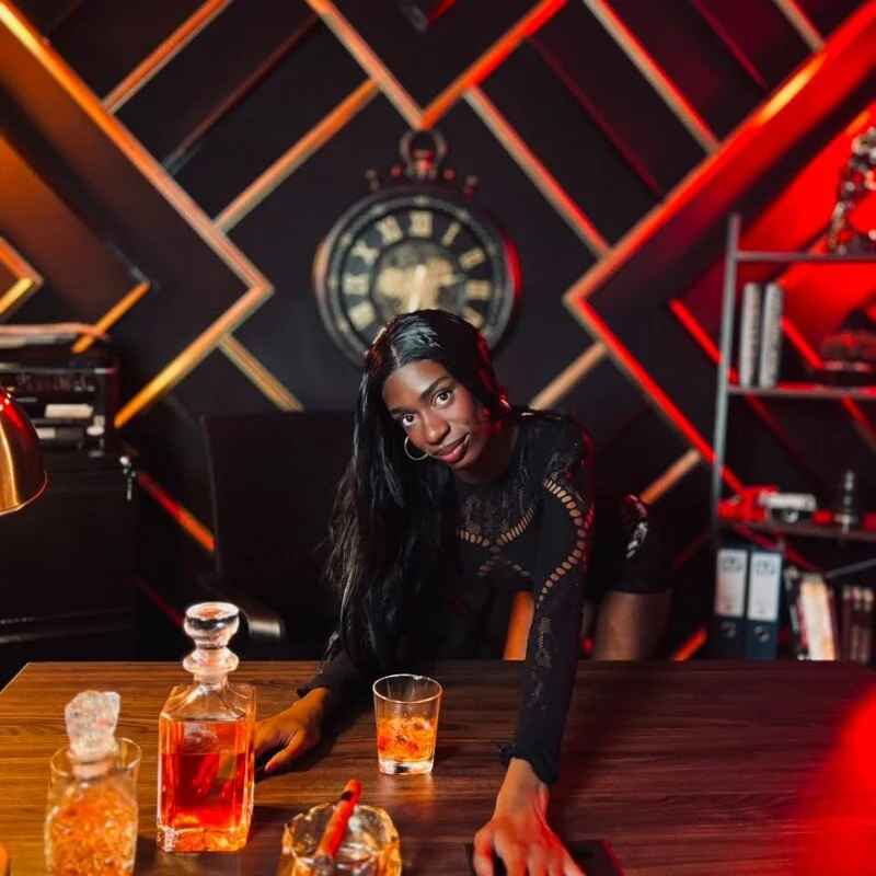 victoria_noir_18