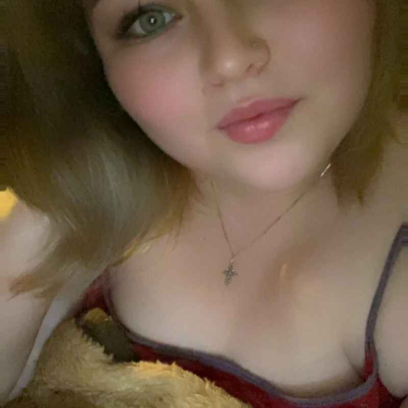 ElenHotWhite