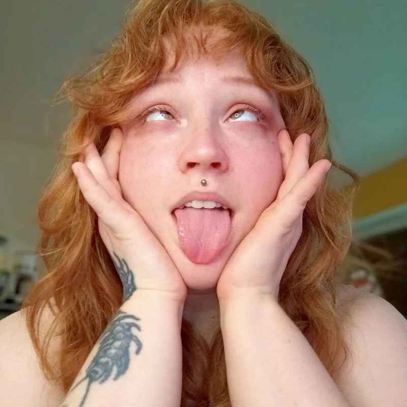 CURVYSAKURA