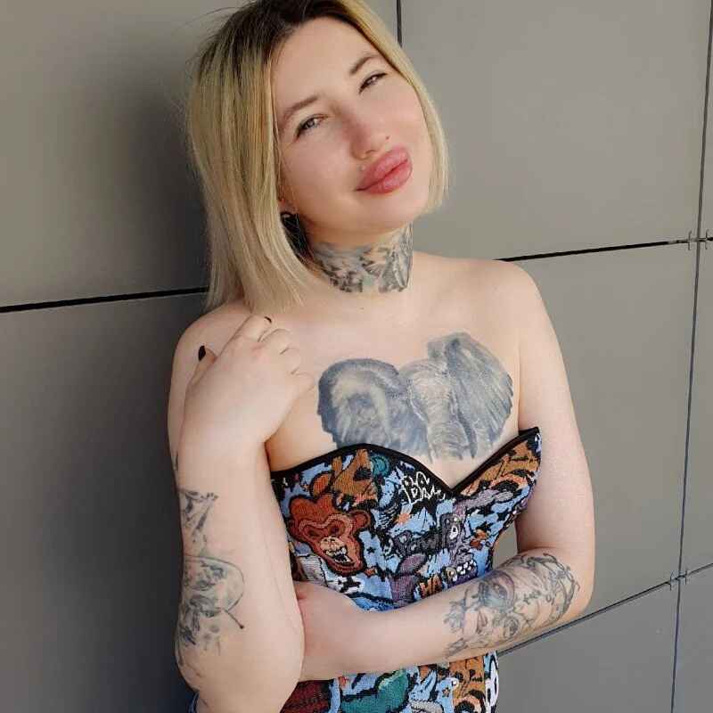 SexyMilaVet