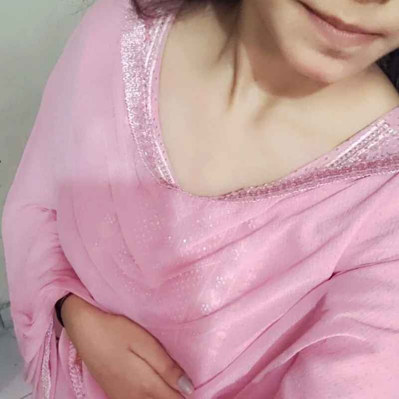 Hot_Deepansi02