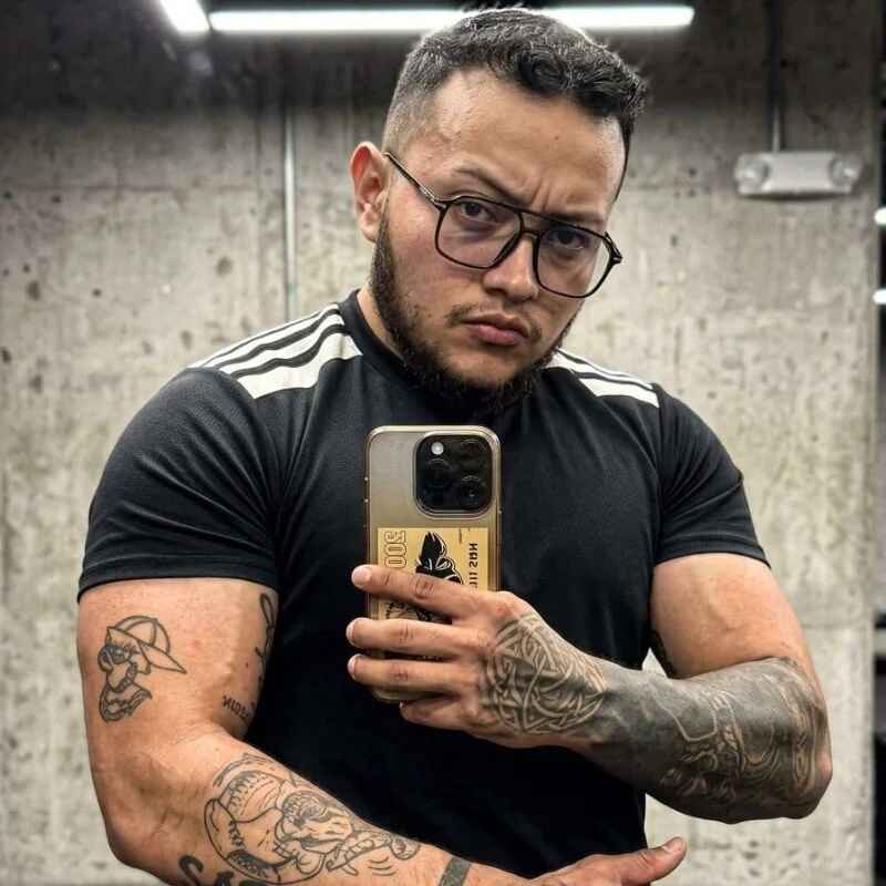 LUCKSEXYBOY28