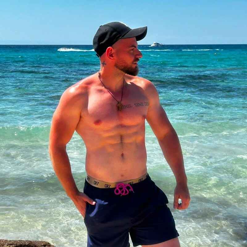 Ryanstone_