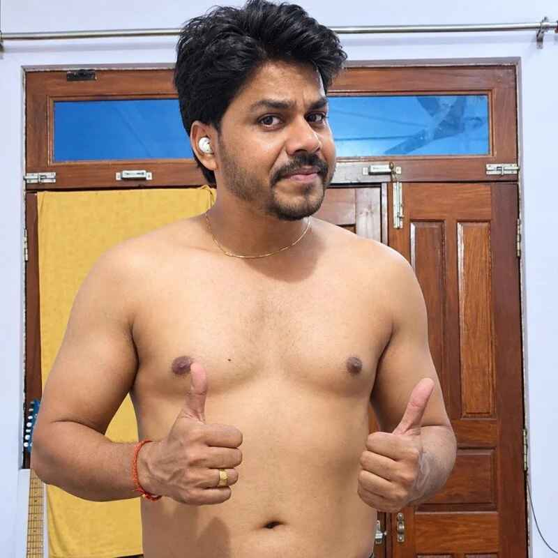 Raaz_5690