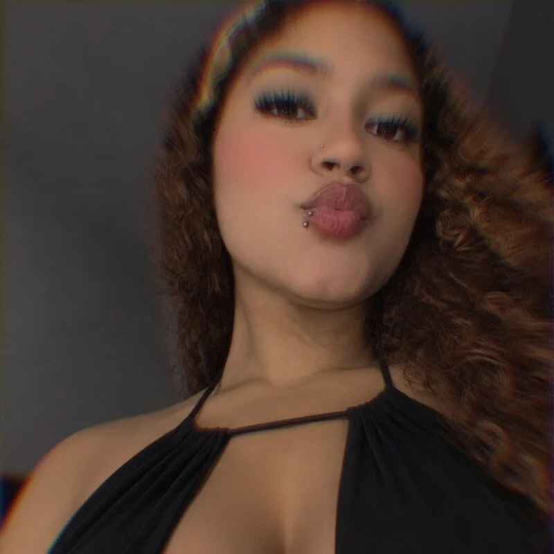 Kloe_Love30