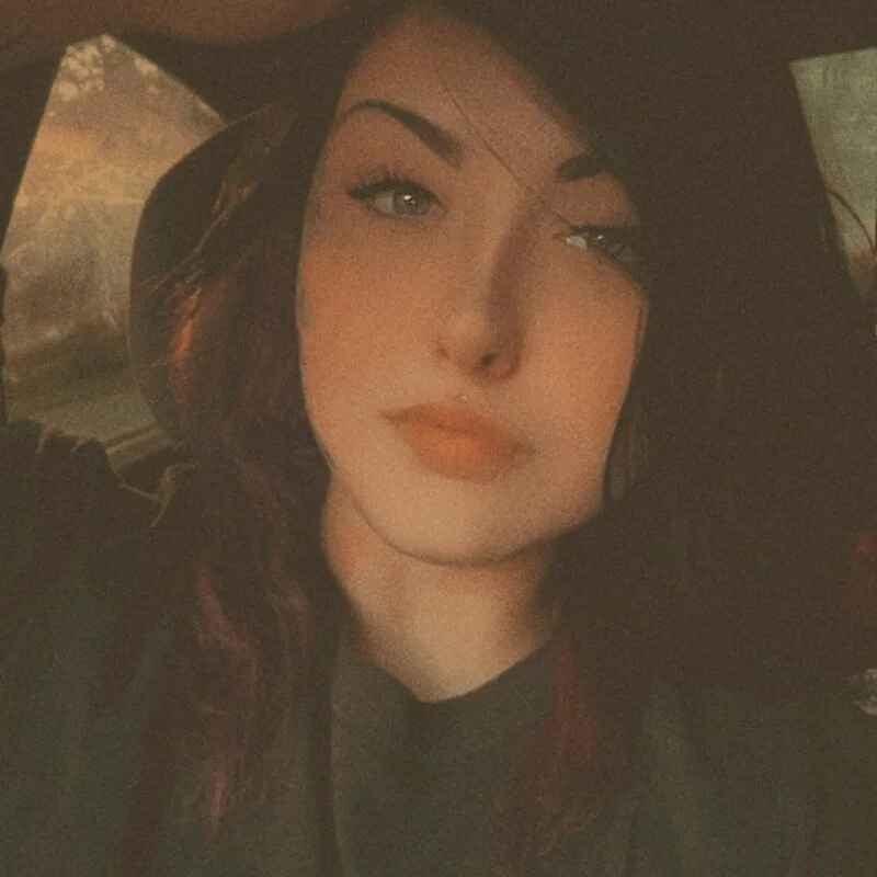 brattyXgoodXgirl