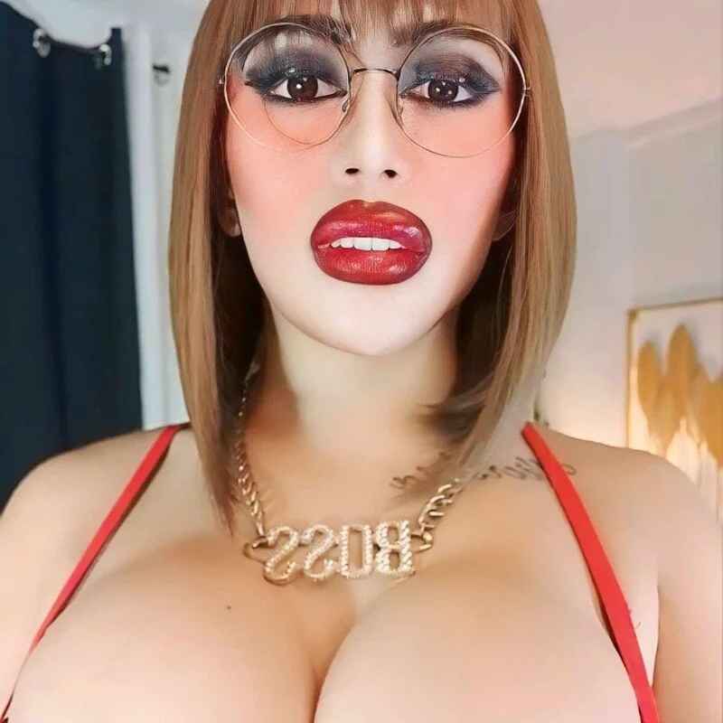 Trans_Mistress_Victoria