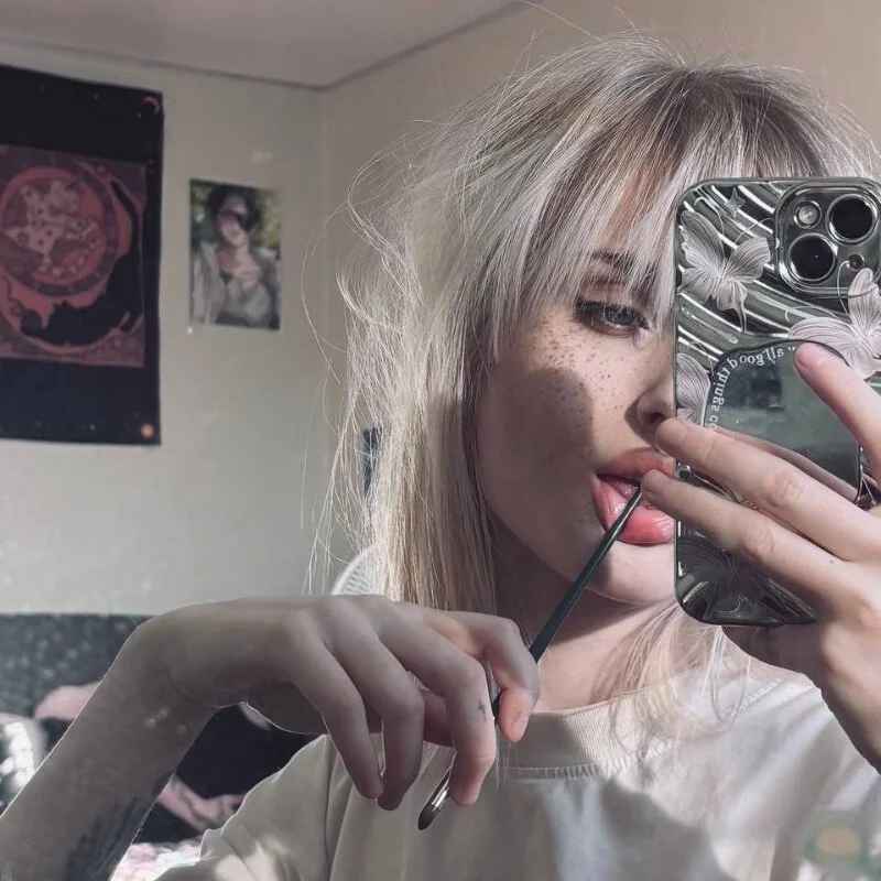 LizzaCrown