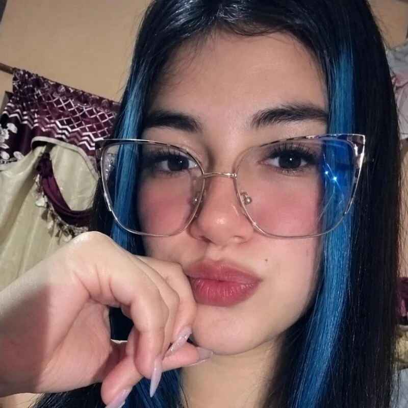 Riley_Doll