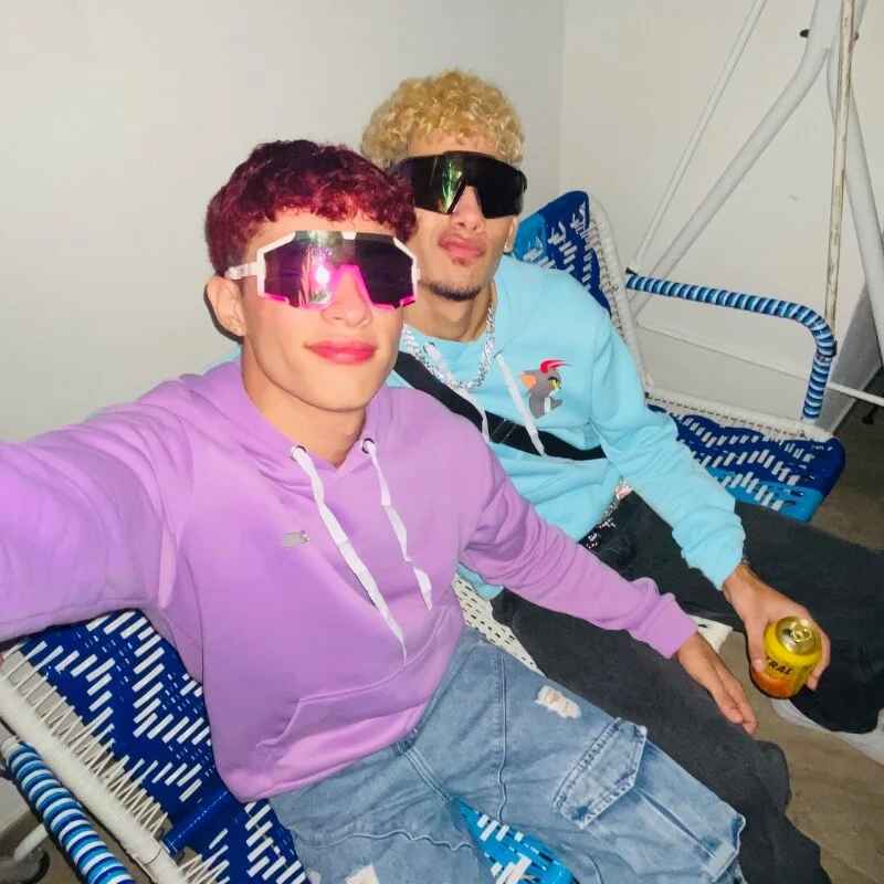 YOUNG_BOYS_HELL