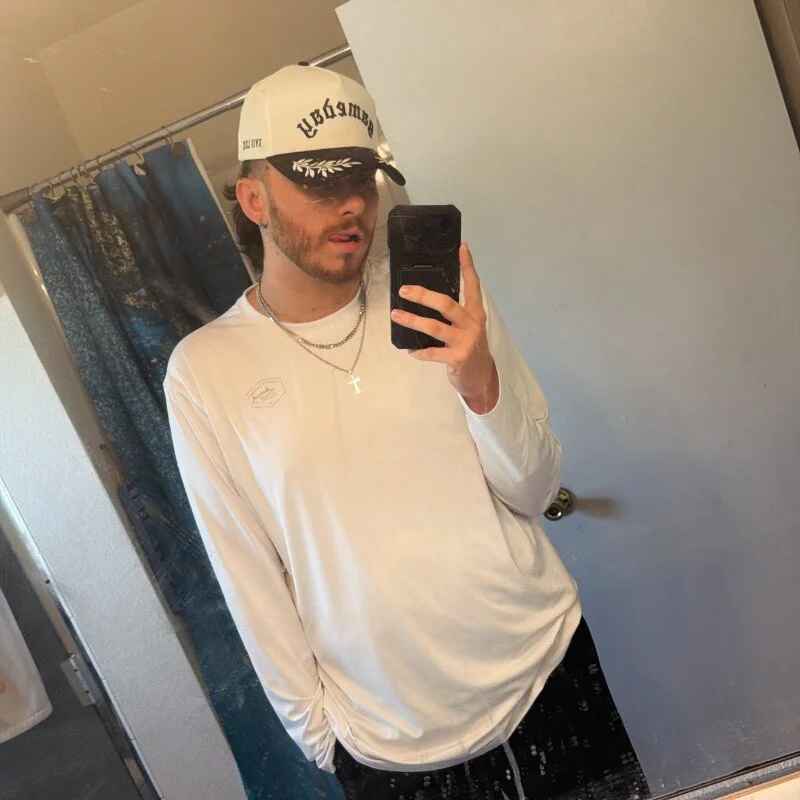 MrCloudzzz