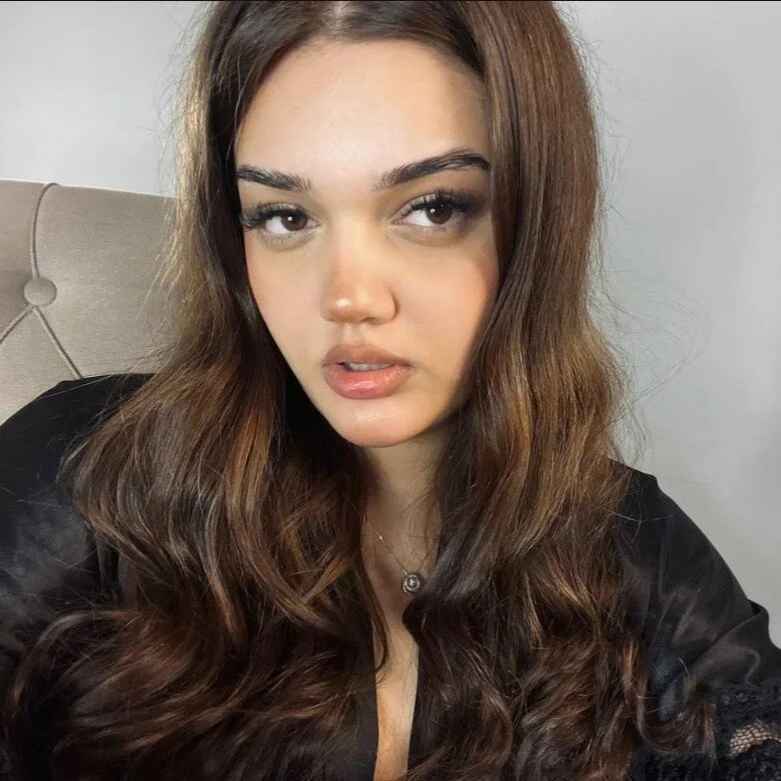Aisha_Sky