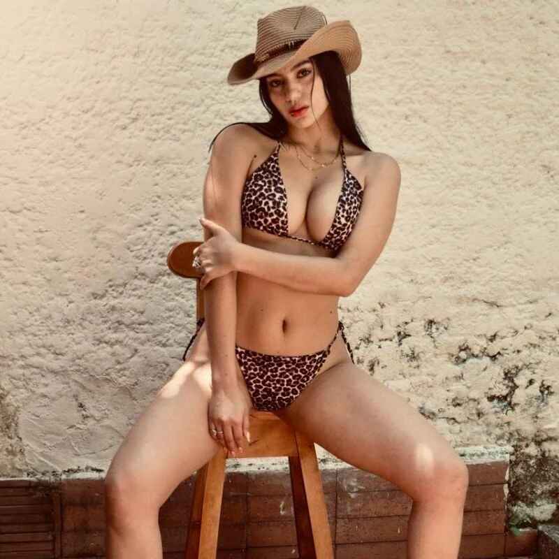 Ariel_blake