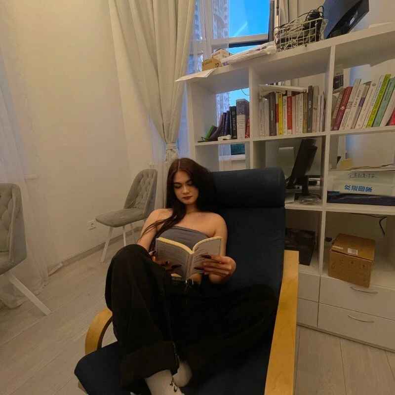 Girl_In_Your_Bed