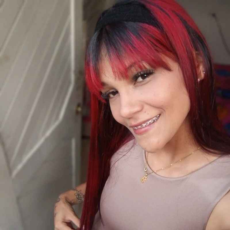 linda-hot19