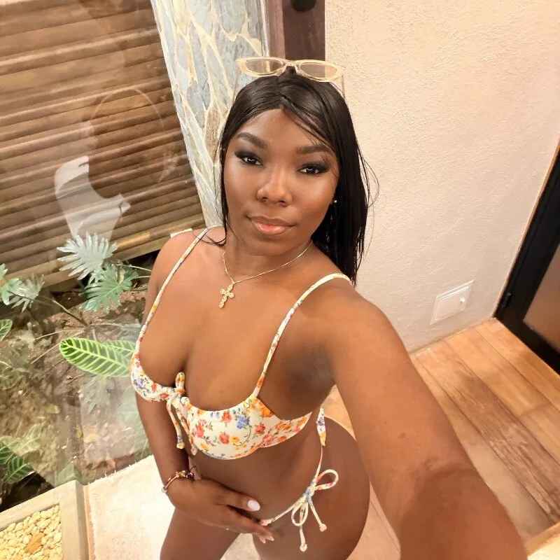 Elena_Taylor