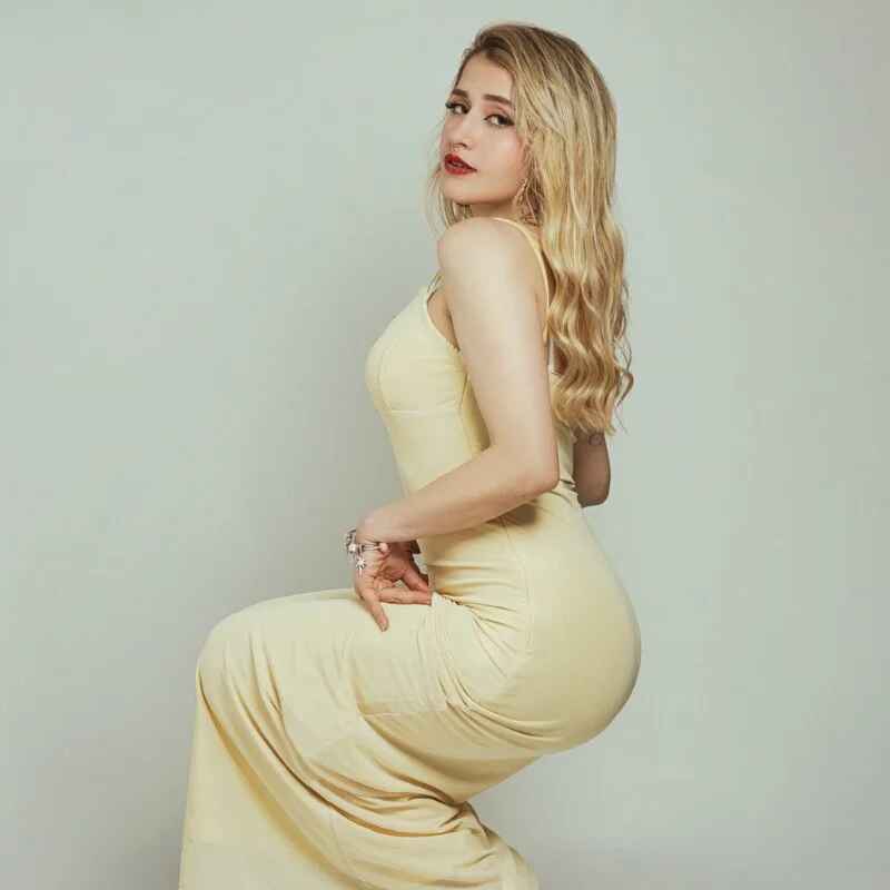 lilithinpink