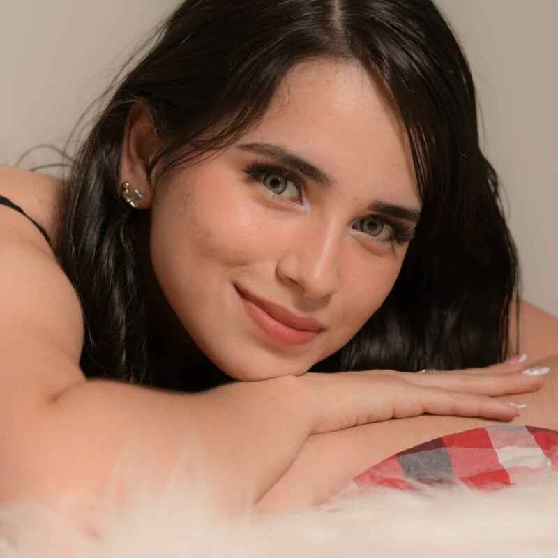 angelica_dymond