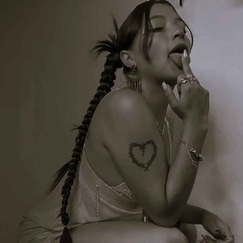Bella_-moon