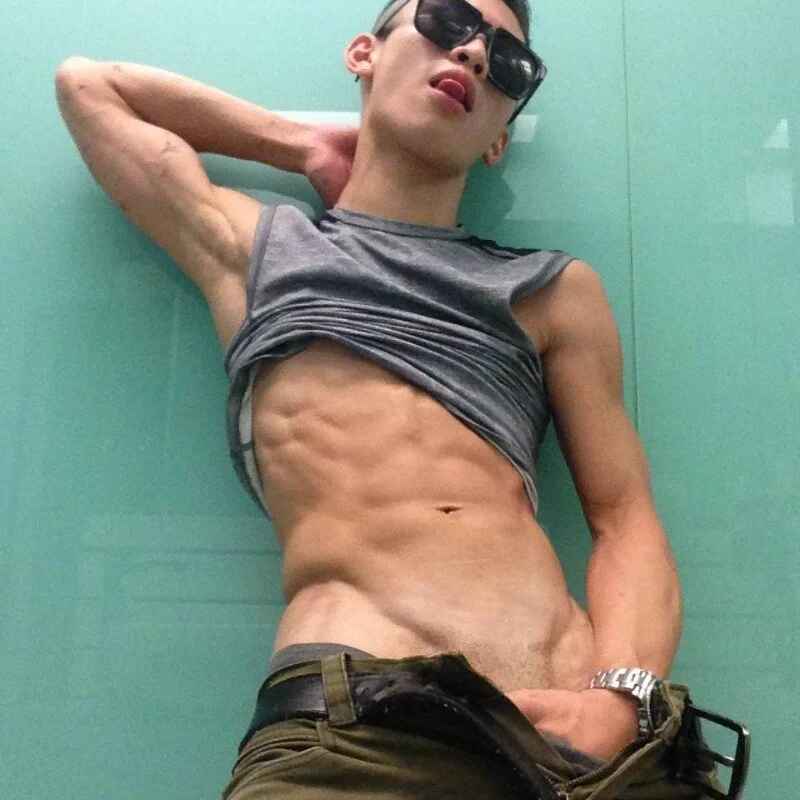 Moby_Yik