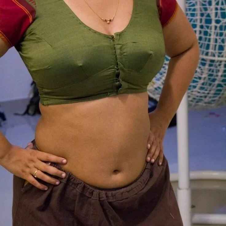 saro_tamil