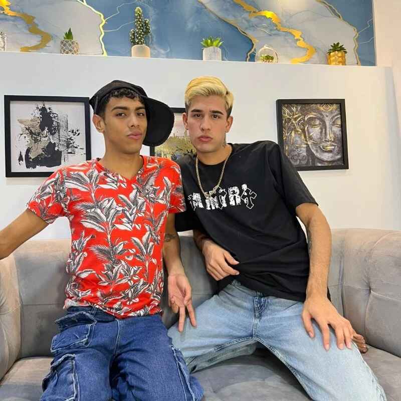 FUCKING_GUYS2