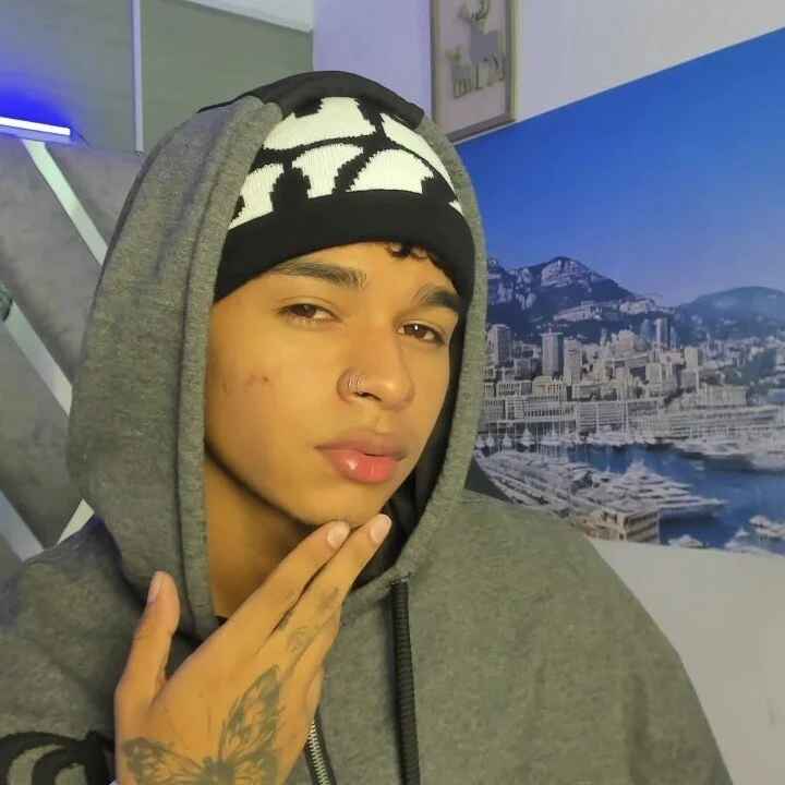 nova_mitchell7