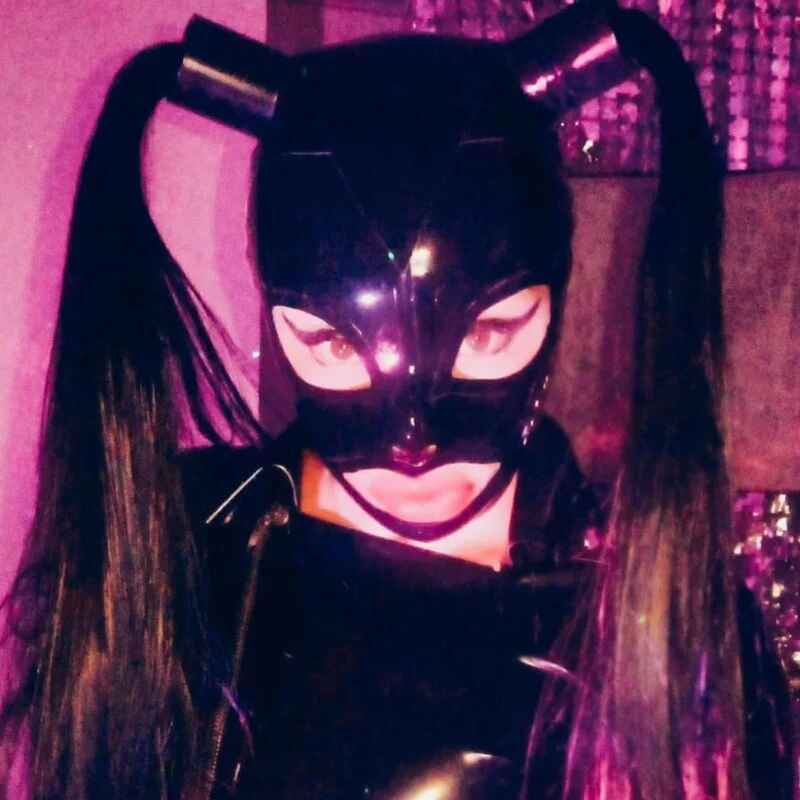 LatexDevil_Blondie
