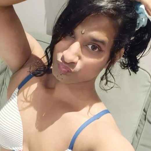Nisha_Sassmaxxx