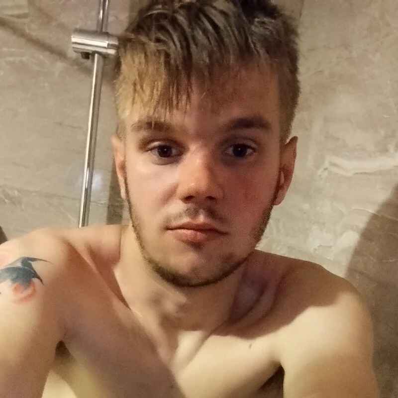 szymon772_