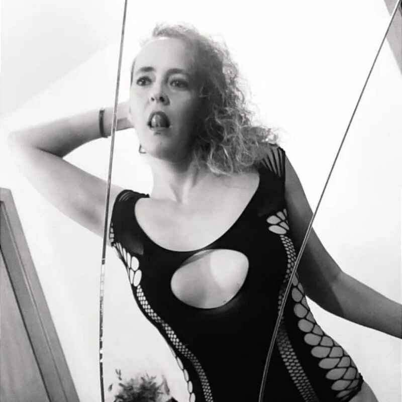 Sofy-sexyboom