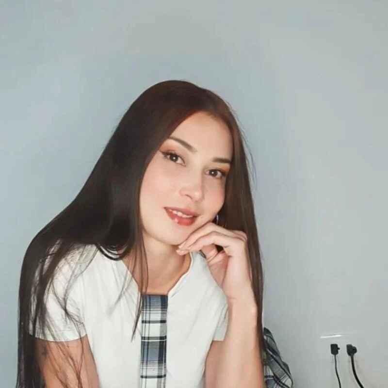Coralay_Willow