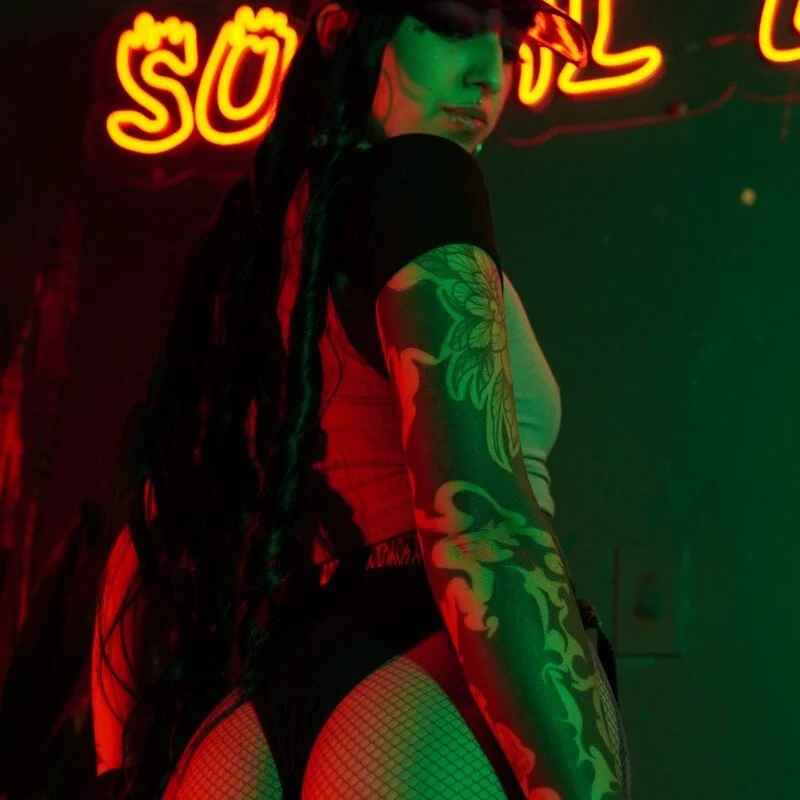 Alisson_Wynter