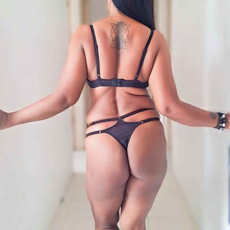naughtyjaanu