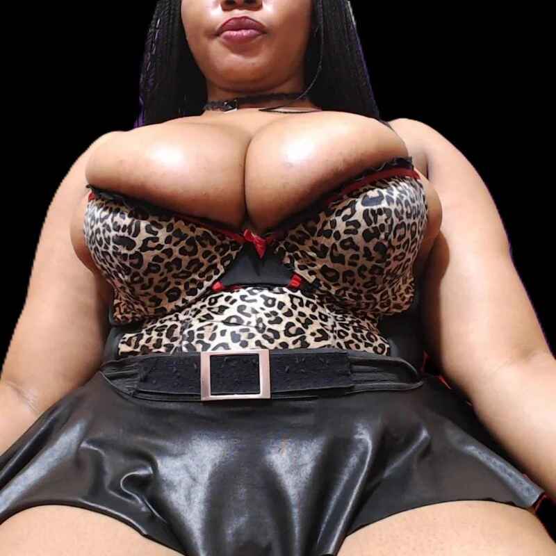 EBONYBUSTYY