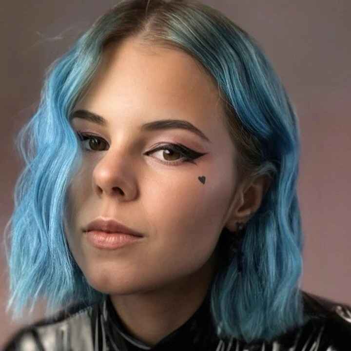 QueenAliceX