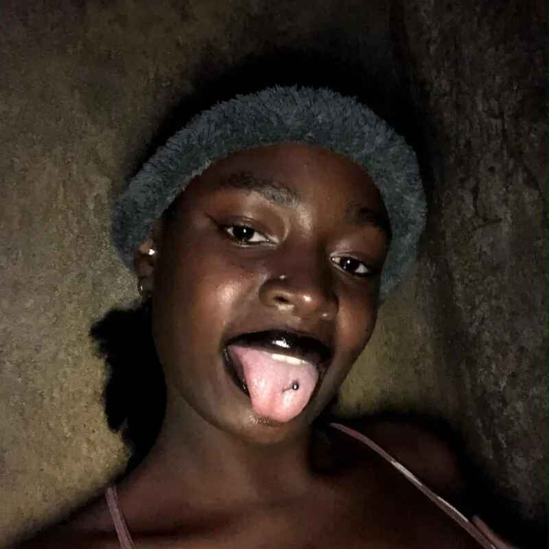 Sexy-Ivylan