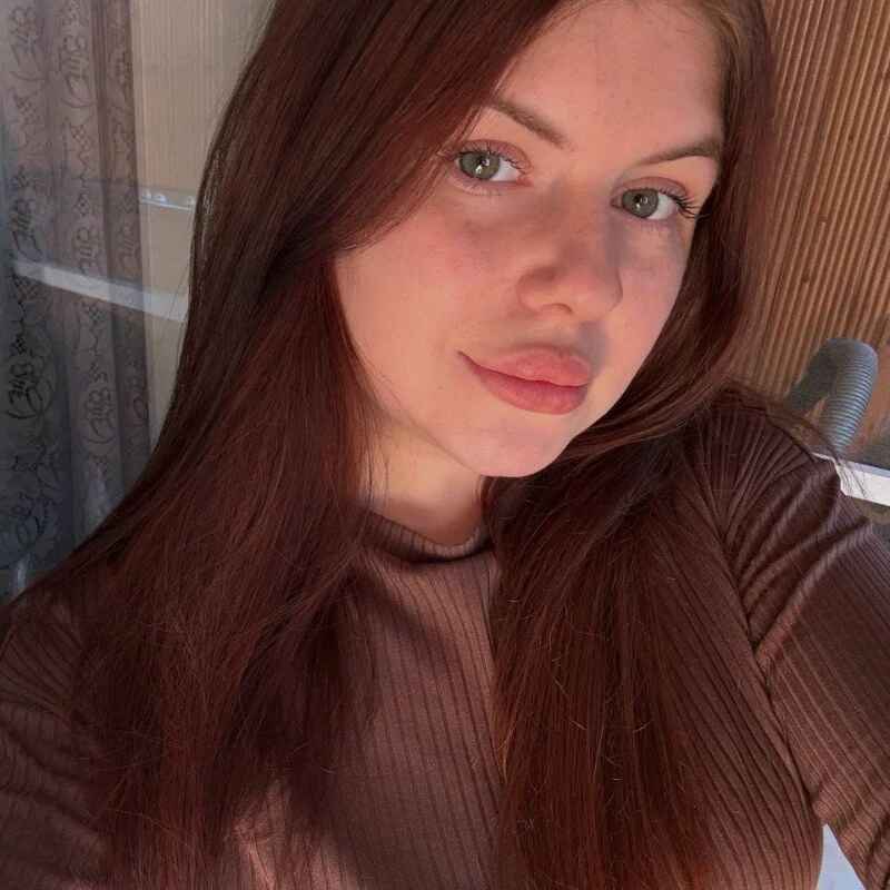 Aisha_White01