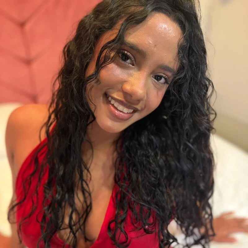 Lyra_Monroe