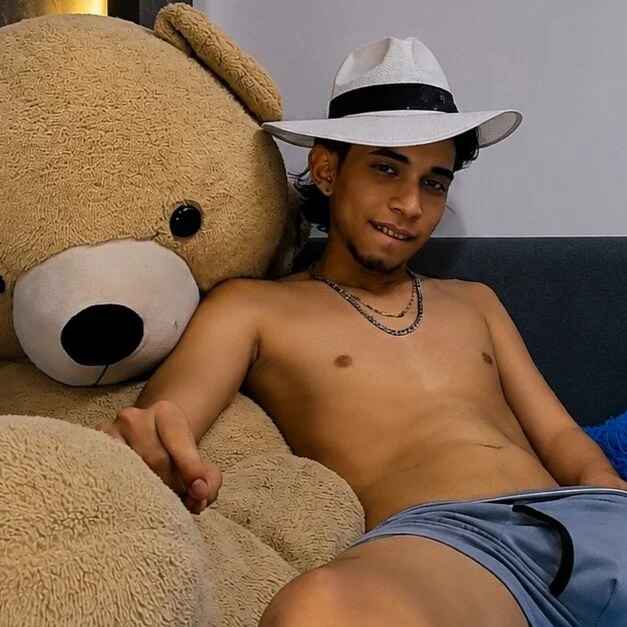 Cruzito_hot_X21