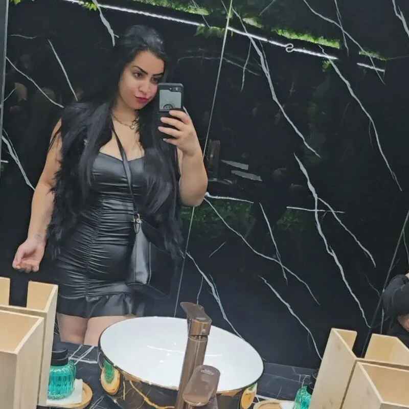 NESI_SNAKE_GIRL