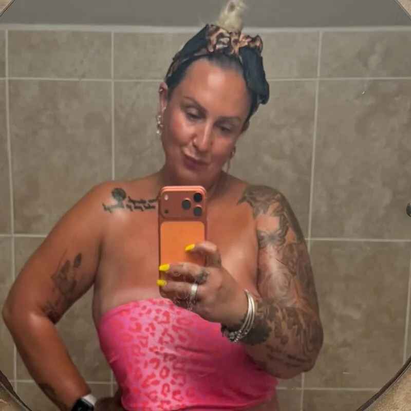 Sexy-Skye35