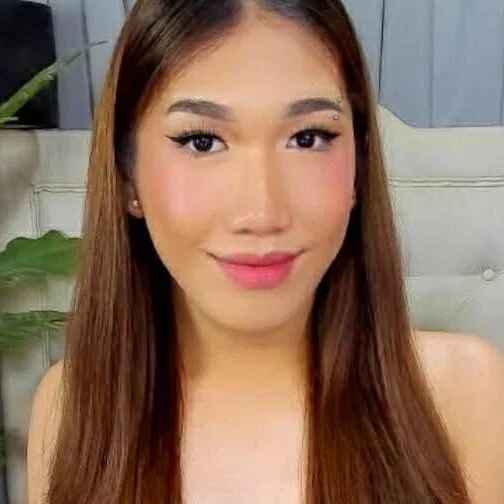 Hugecockasianprincess