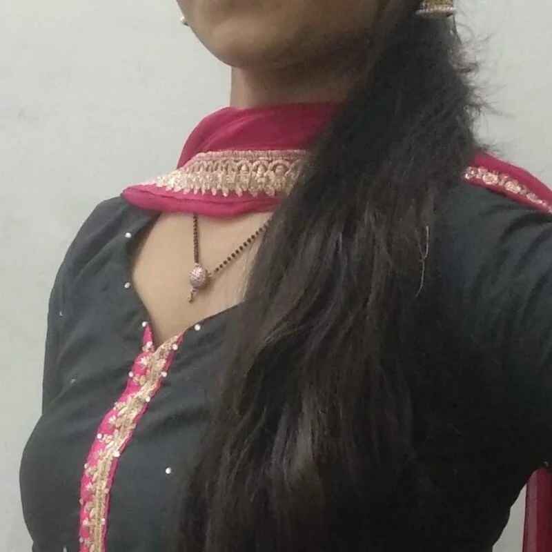 Miss_kaviya_01