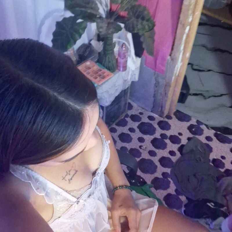 hot_gold69