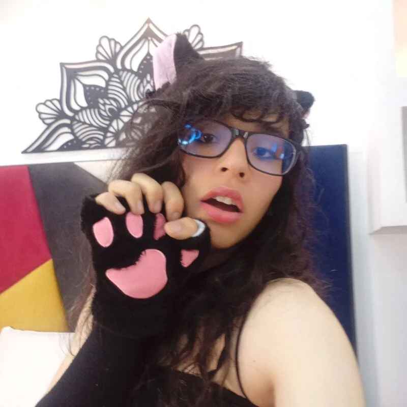 lucymontealegreuwu