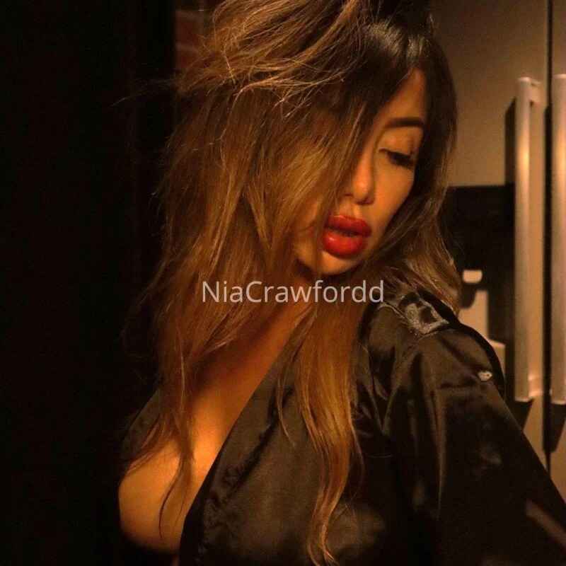 NiaCrawfordd