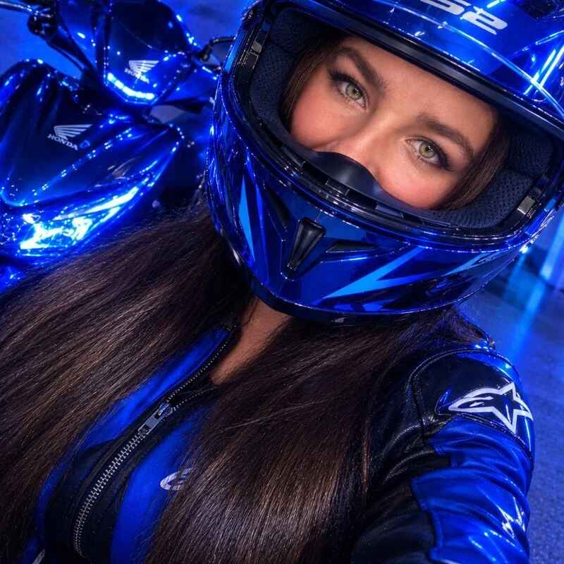 Silvia_Hart